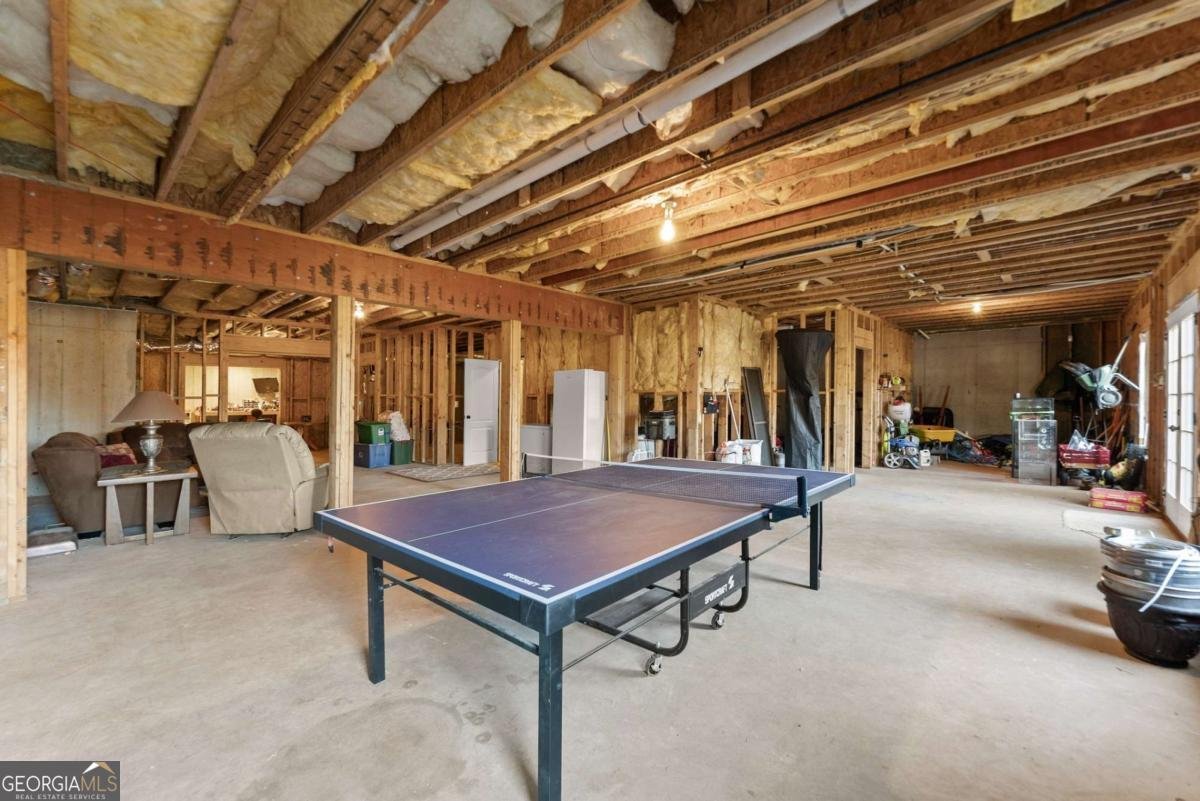 6078 Green Tree Lane Gainesville - 44