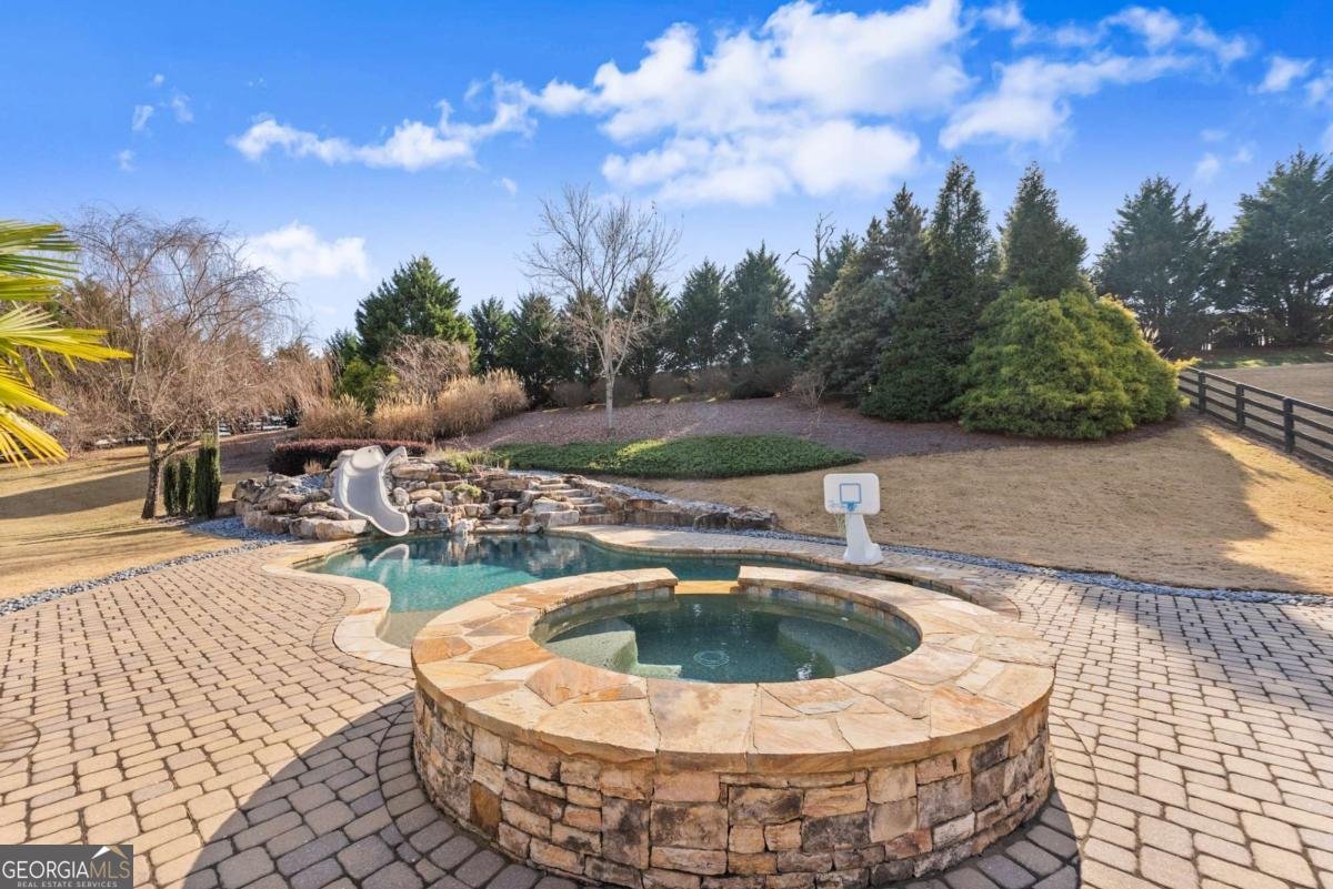 6078 Green Tree Lane Gainesville - 49