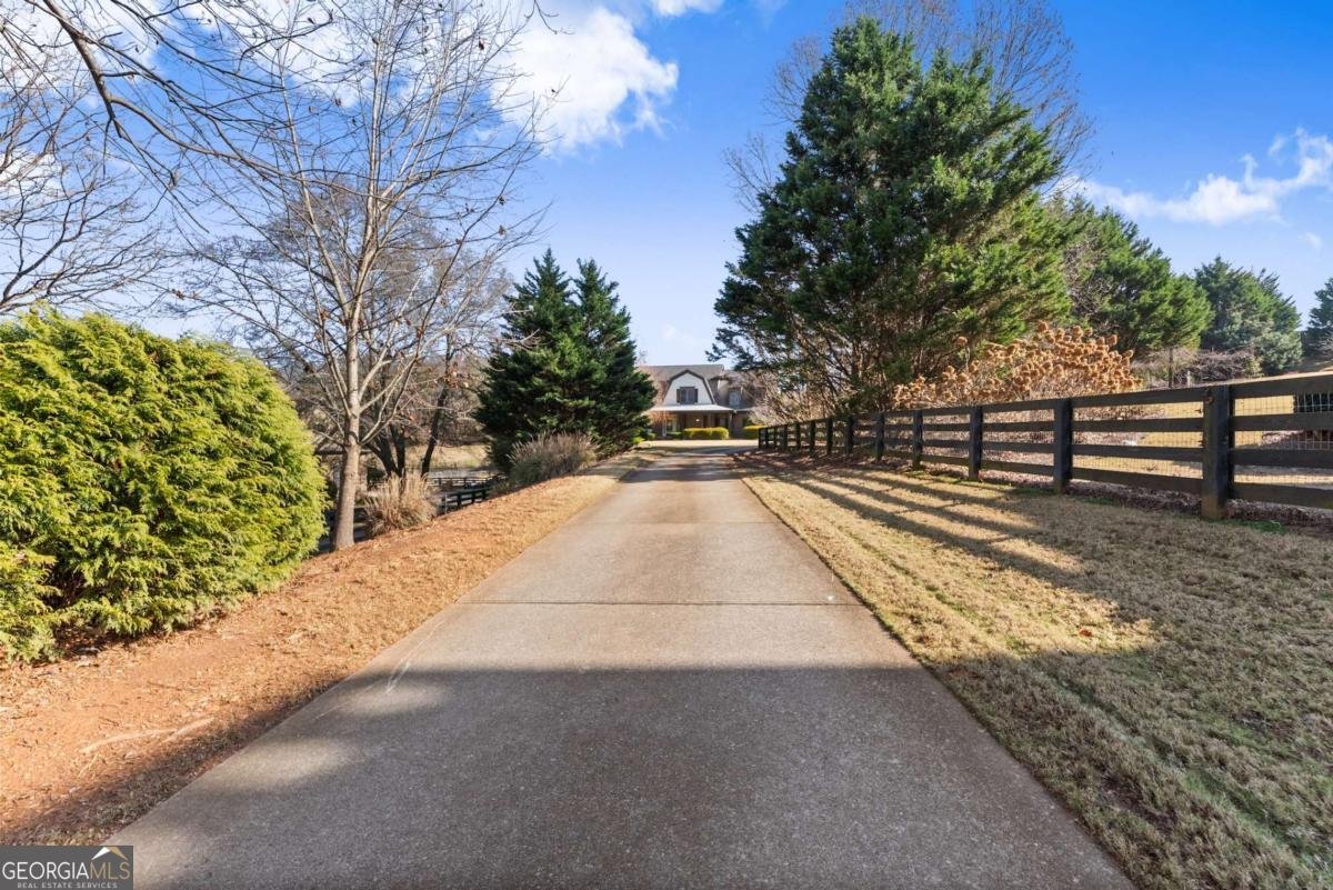 6078 Green Tree Lane Gainesville - 5