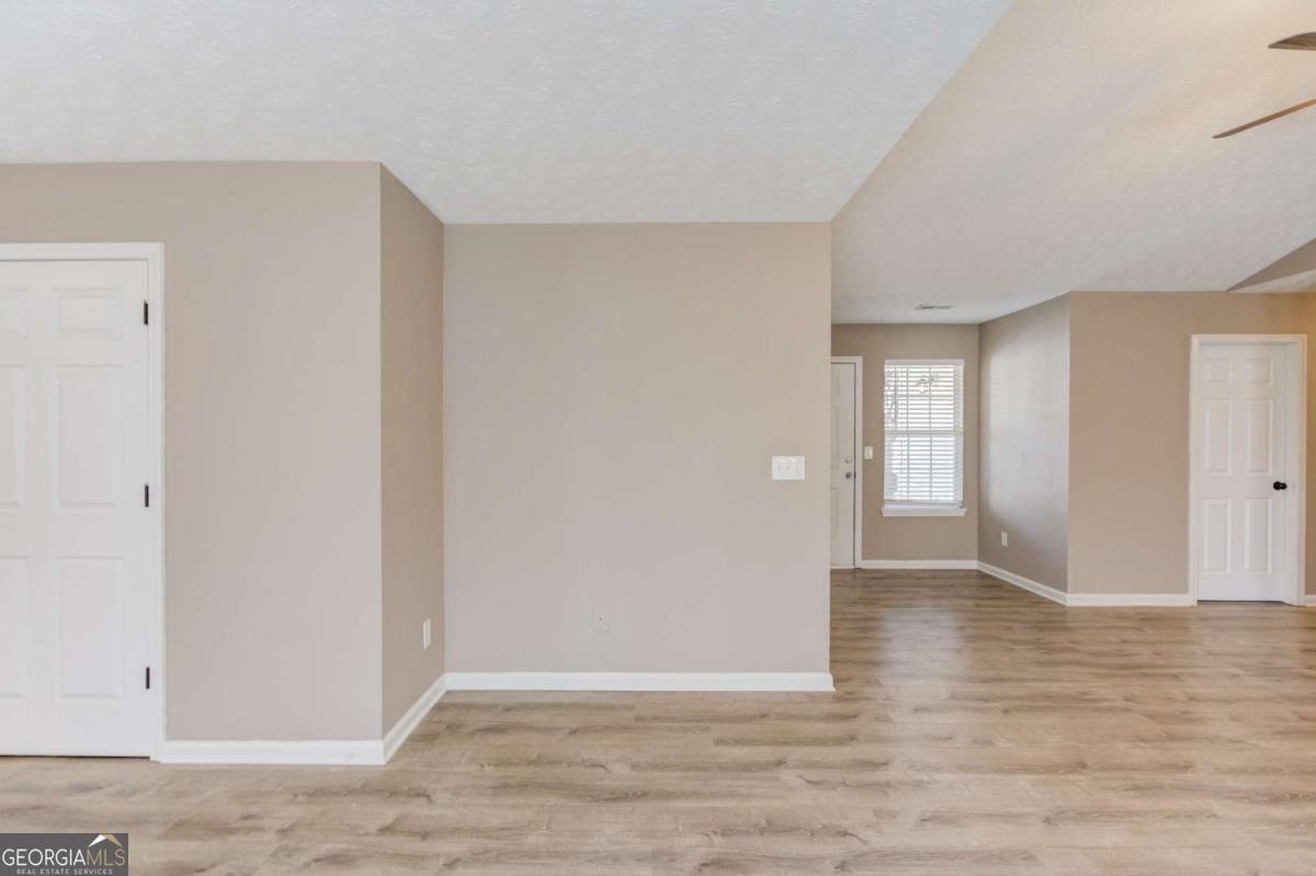 614 Anns Way Winder - 13