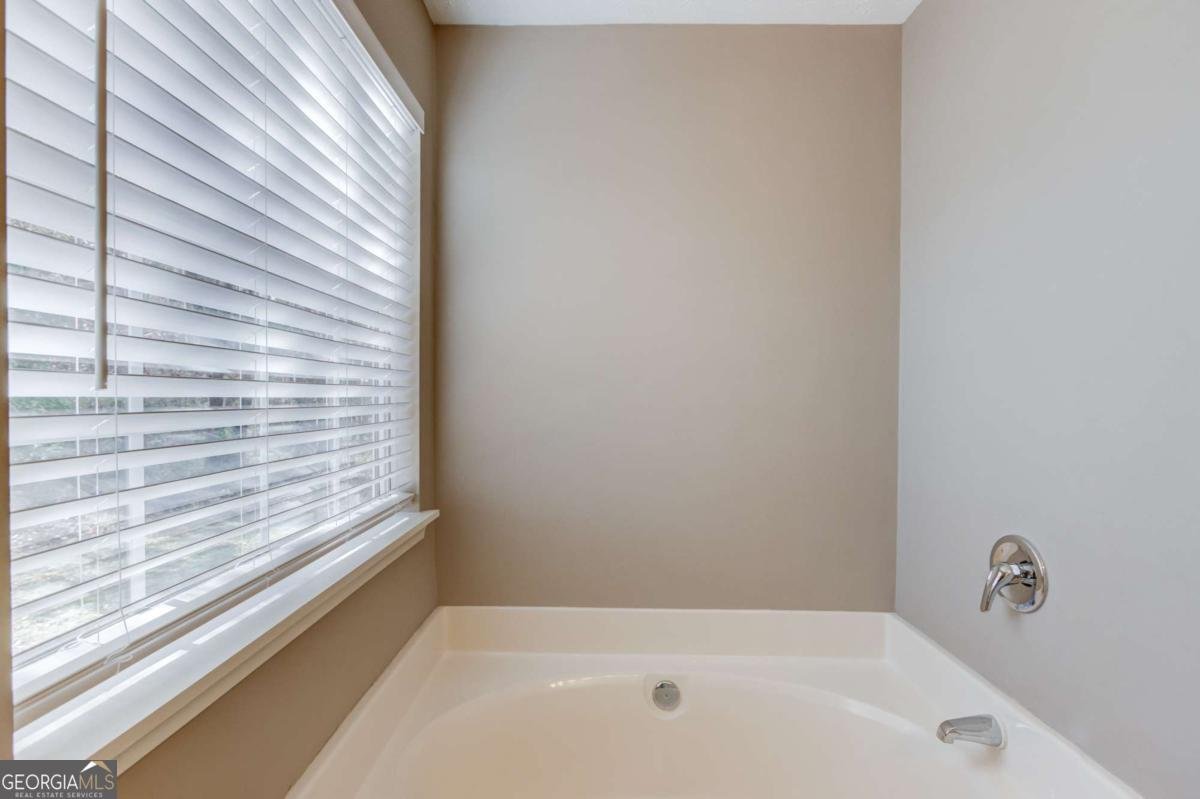 614 Anns Way Winder - 24