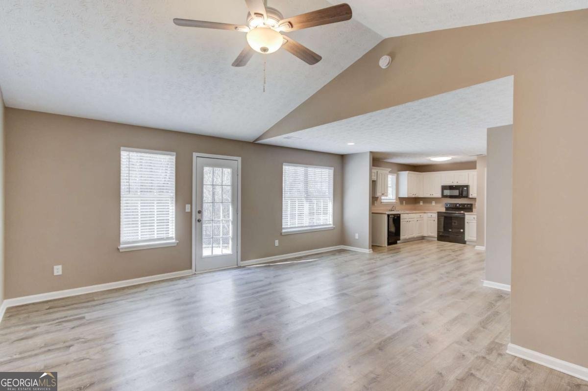 614 Anns Way Winder - 9