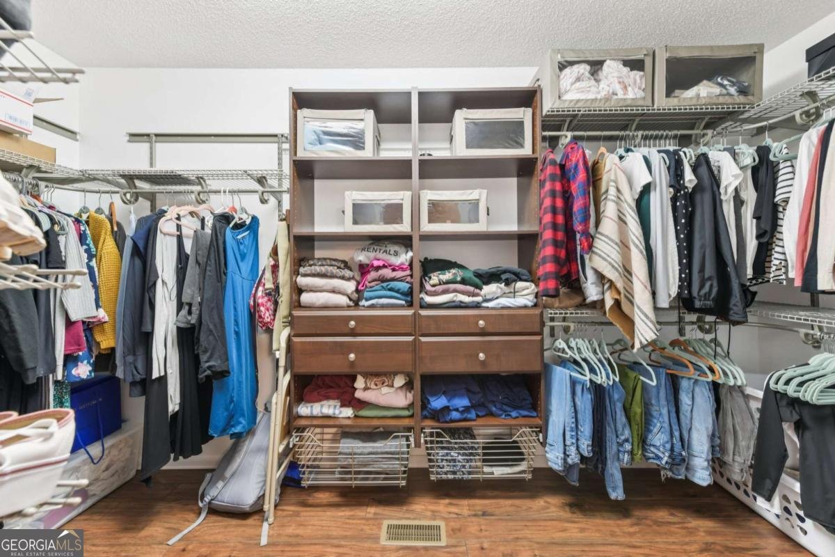 3415 View Trail Gainesville - 27