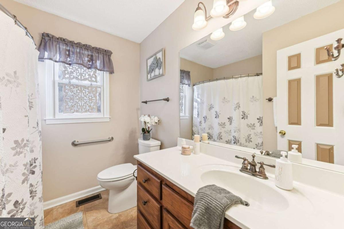 3415 View Trail Gainesville - 32