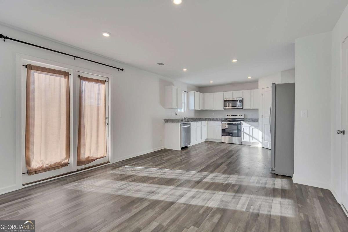 65 Oxford Lane Kingston - 11