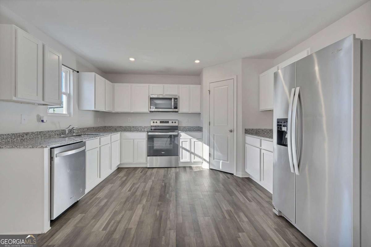 65 Oxford Lane Kingston - 12