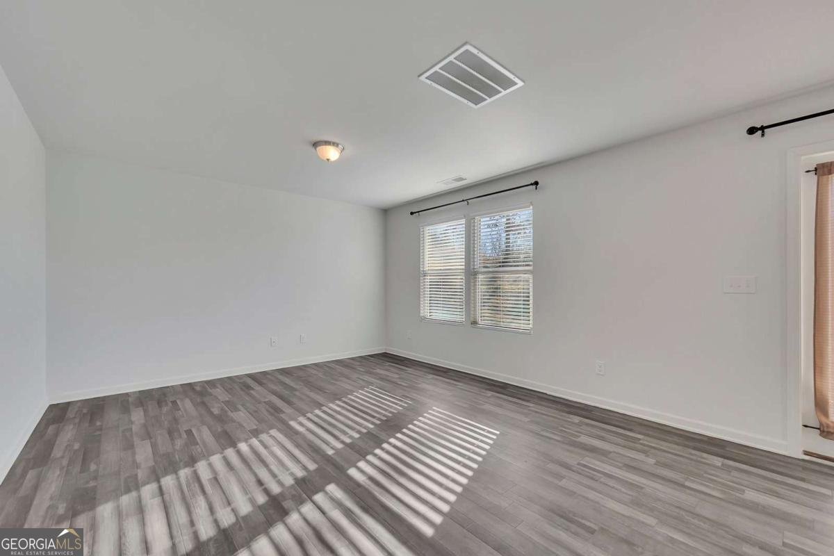 65 Oxford Lane Kingston - 8