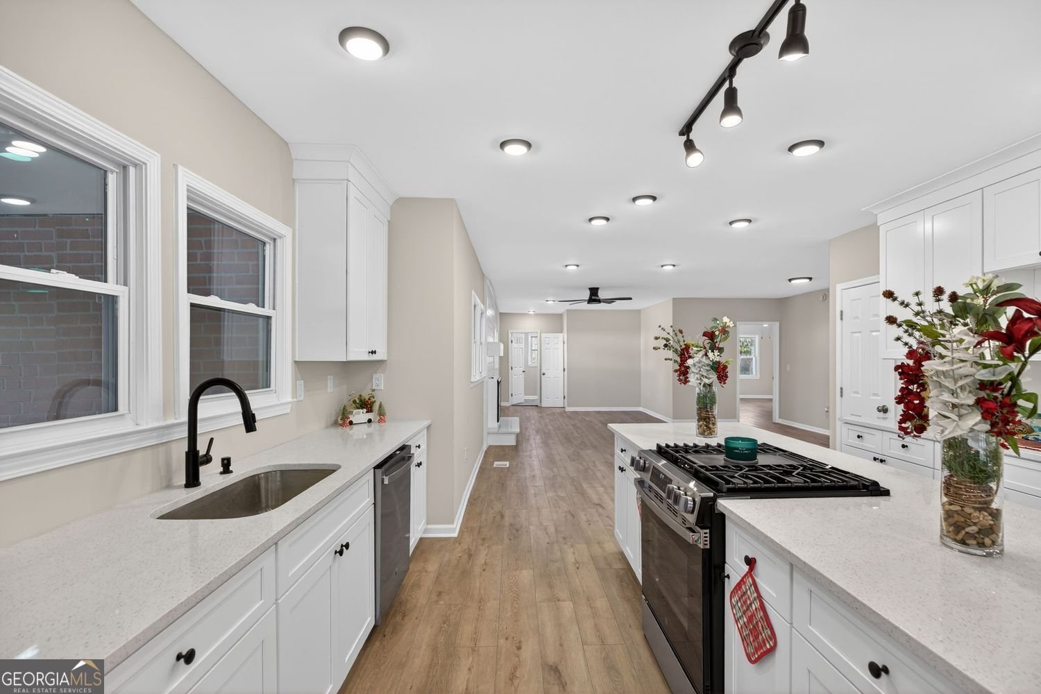 18 Dyer Circle Carrollton - 13