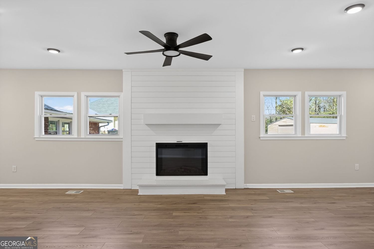 18 Dyer Circle Carrollton - 18