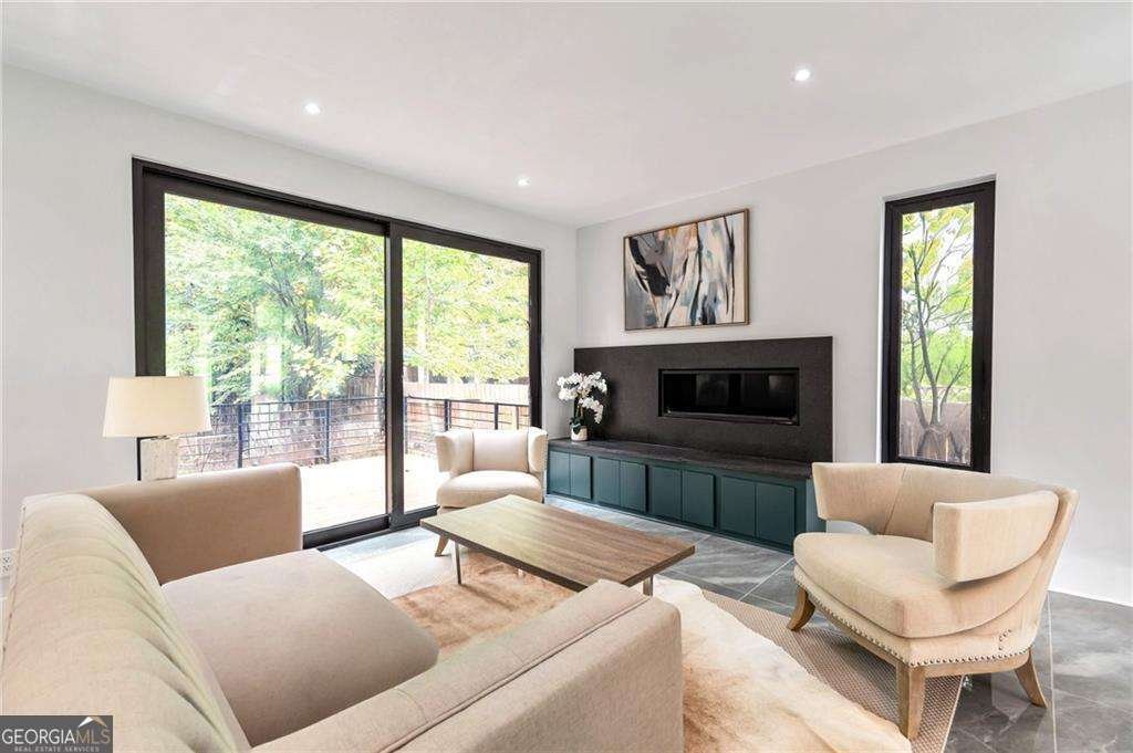 1653 Wayland Circle Brookhaven - 9