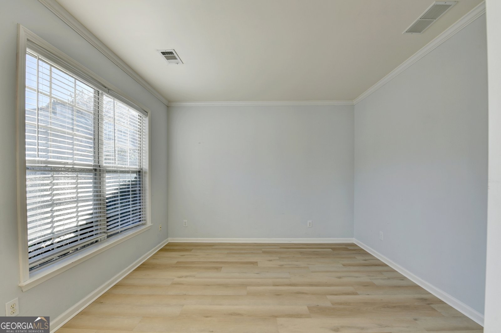 5096 Akard Court Suwanee - Photo 10