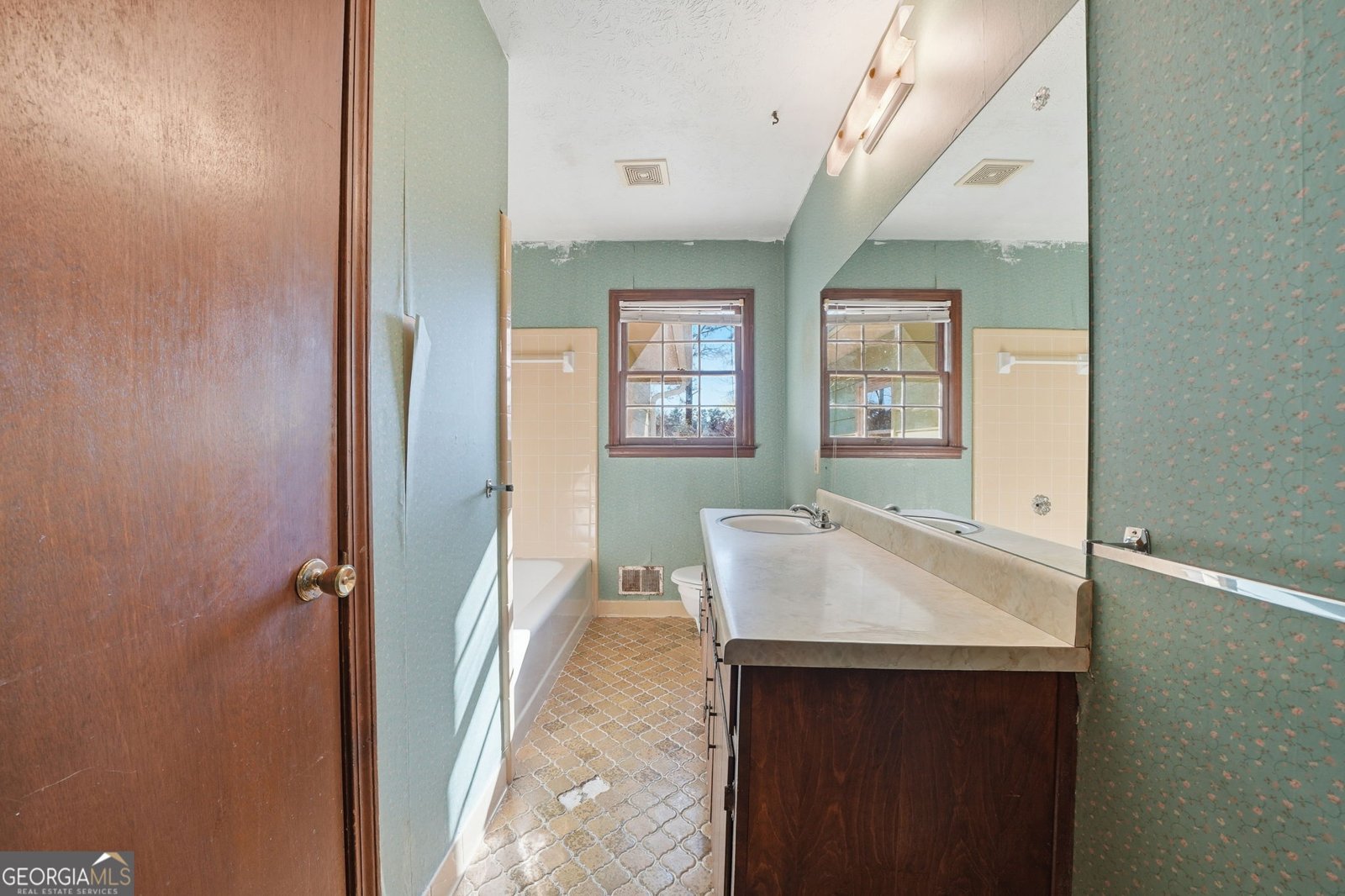 2272 Stoney Ford Drive Marietta - 19