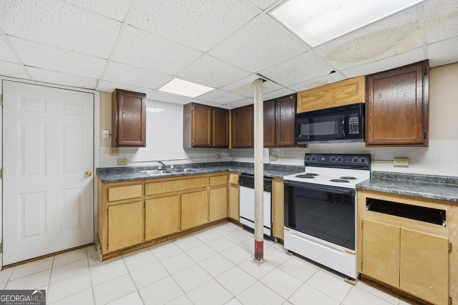 2272 Stoney Ford Drive Marietta - 27