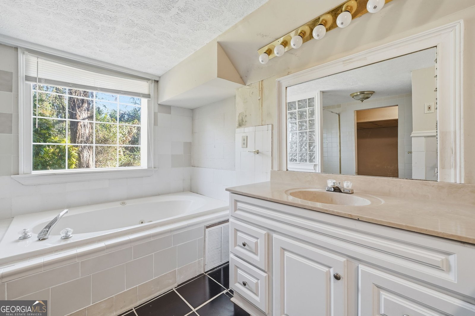 2272 Stoney Ford Drive Marietta - 33