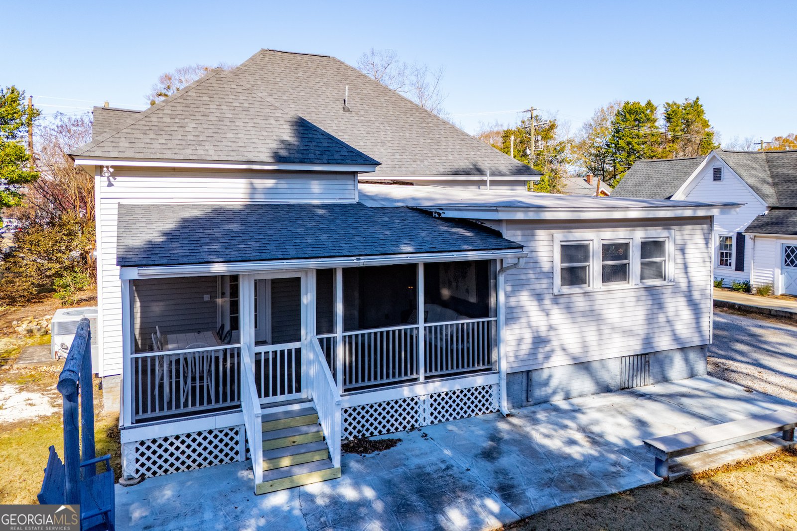 501 Cedar Street Carrollton - 60