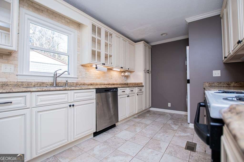 110 Bartlett Circle Bowdon - 31