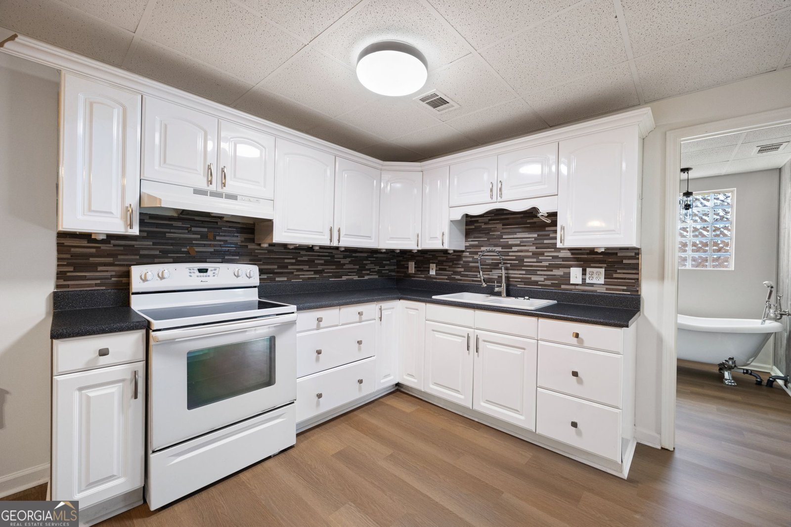 1330 Hidden Circle Drive Sugar Hill - 24