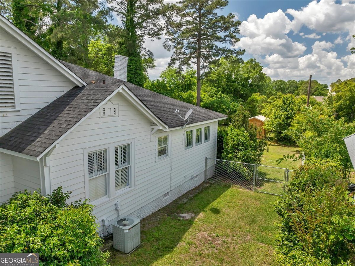 505 Engram Street Montezuma - 38