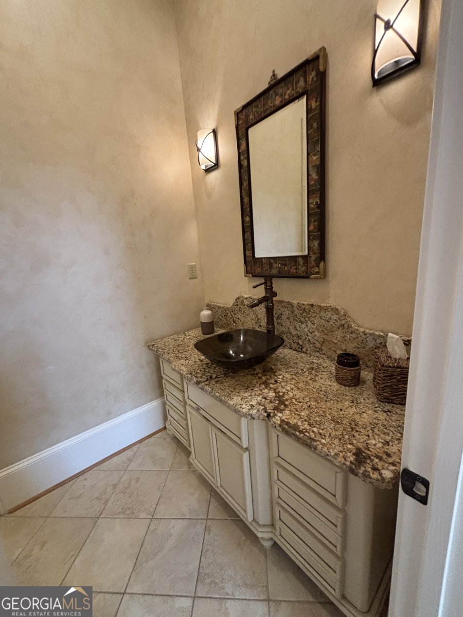 555 Limestone Road Cochran - 82