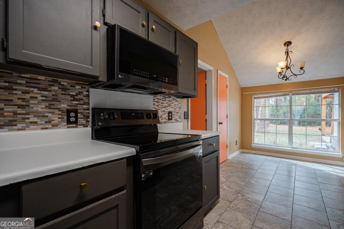 100 Cutoff Way Richmond Hill - 12