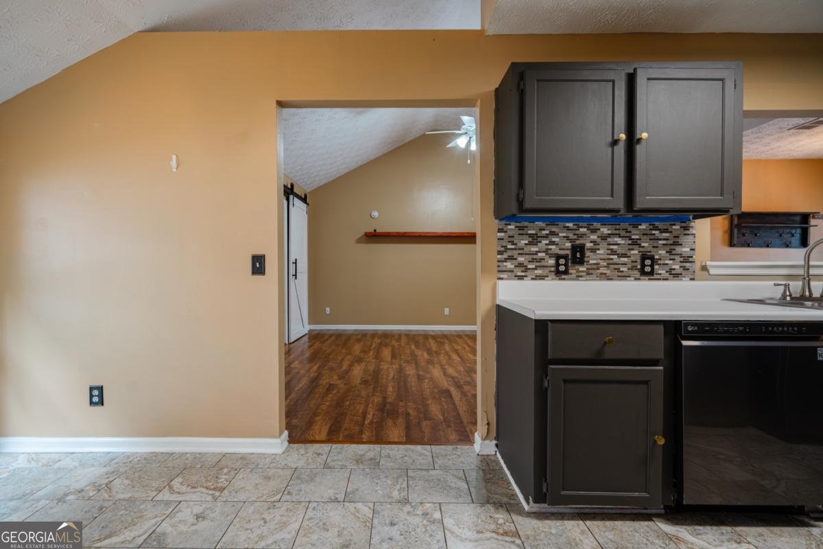 100 Cutoff Way Richmond Hill - 17