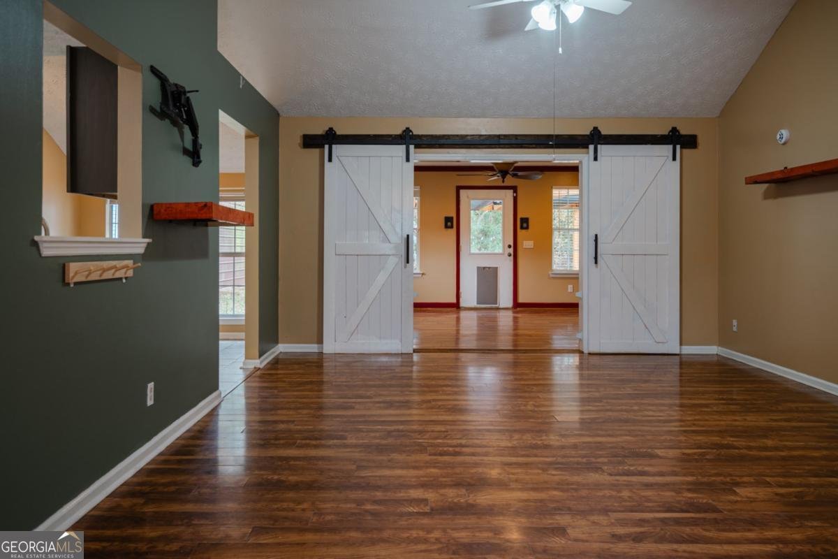 100 Cutoff Way Richmond Hill - 3