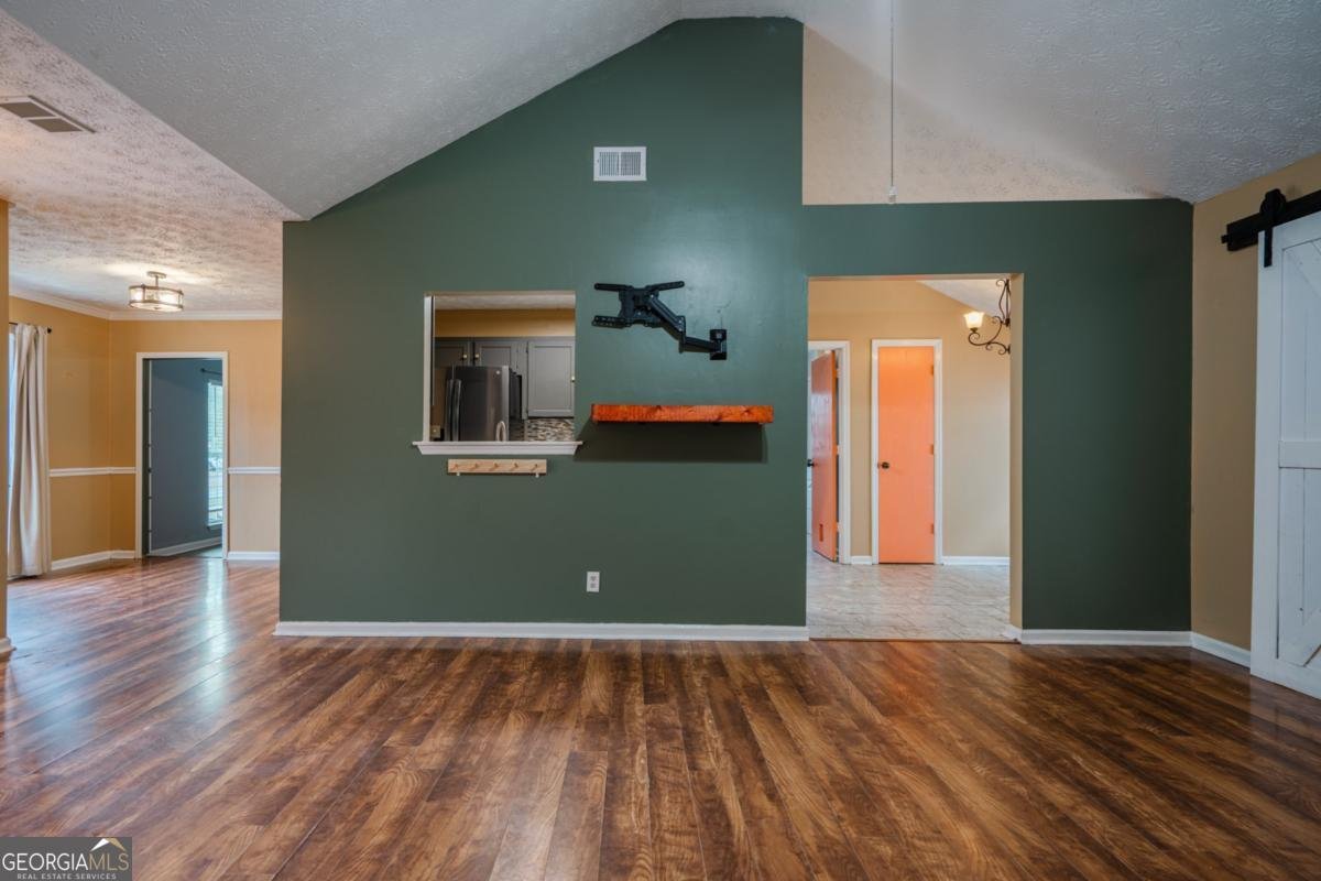 100 Cutoff Way Richmond Hill - 6