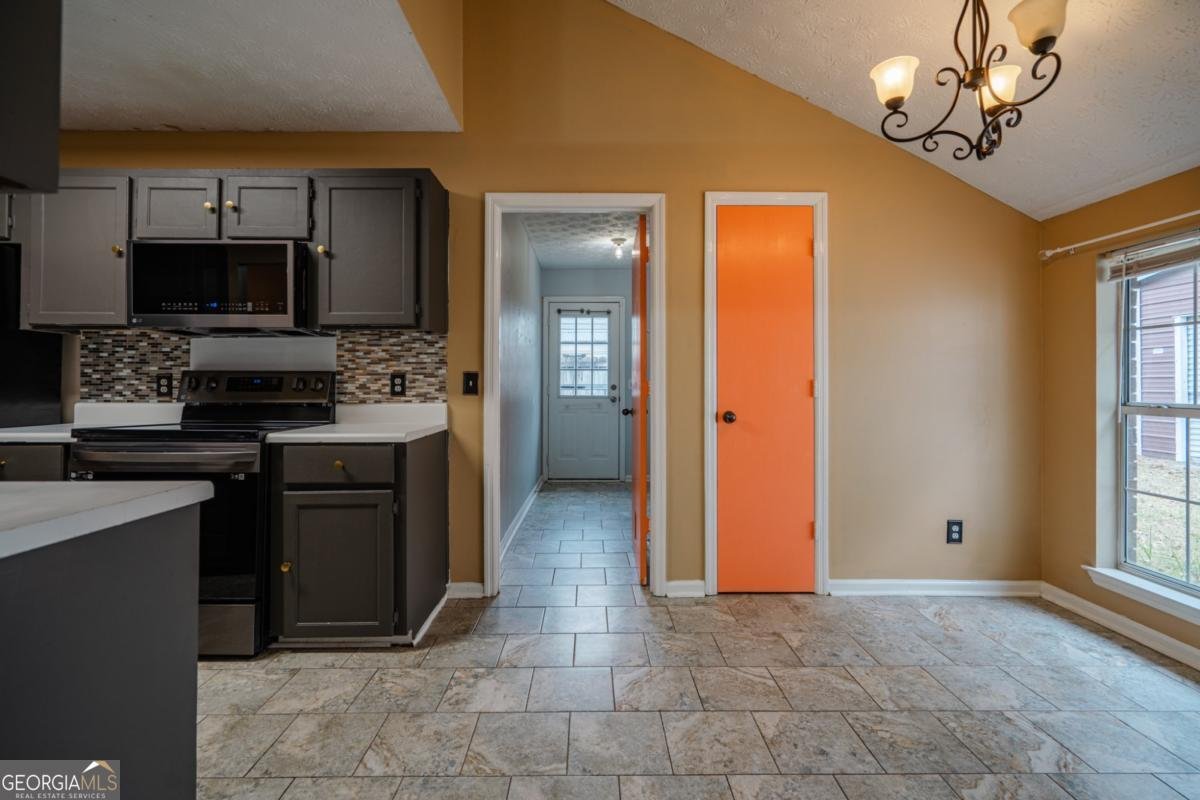 100 Cutoff Way Richmond Hill - 7