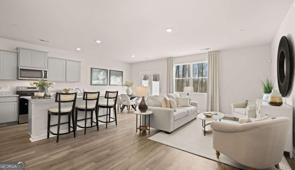 289 Sound Circle Stockbridge - 14