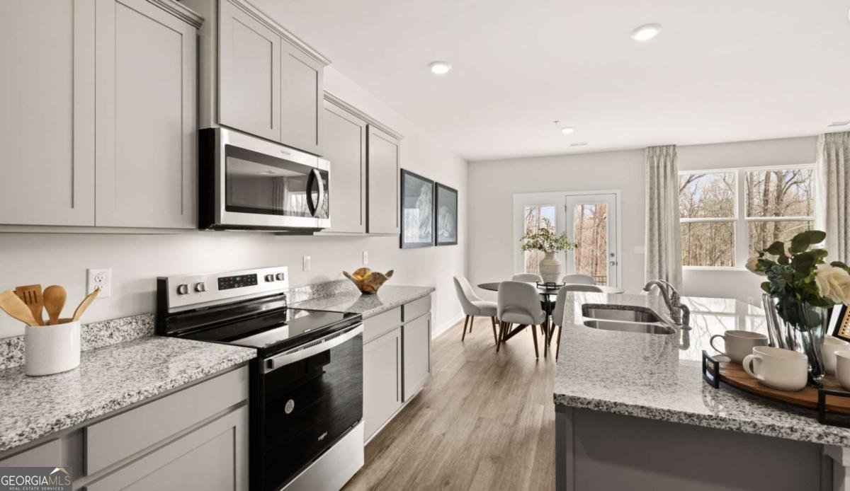 281 Sound Circle Stockbridge - 66