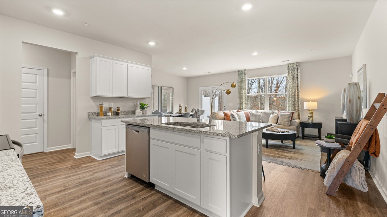 249 Sound Circle Stockbridge - 21