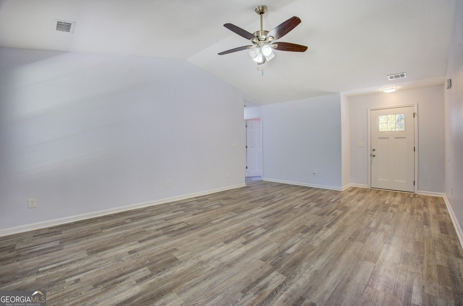 915 Navajo Trail Covington - 16