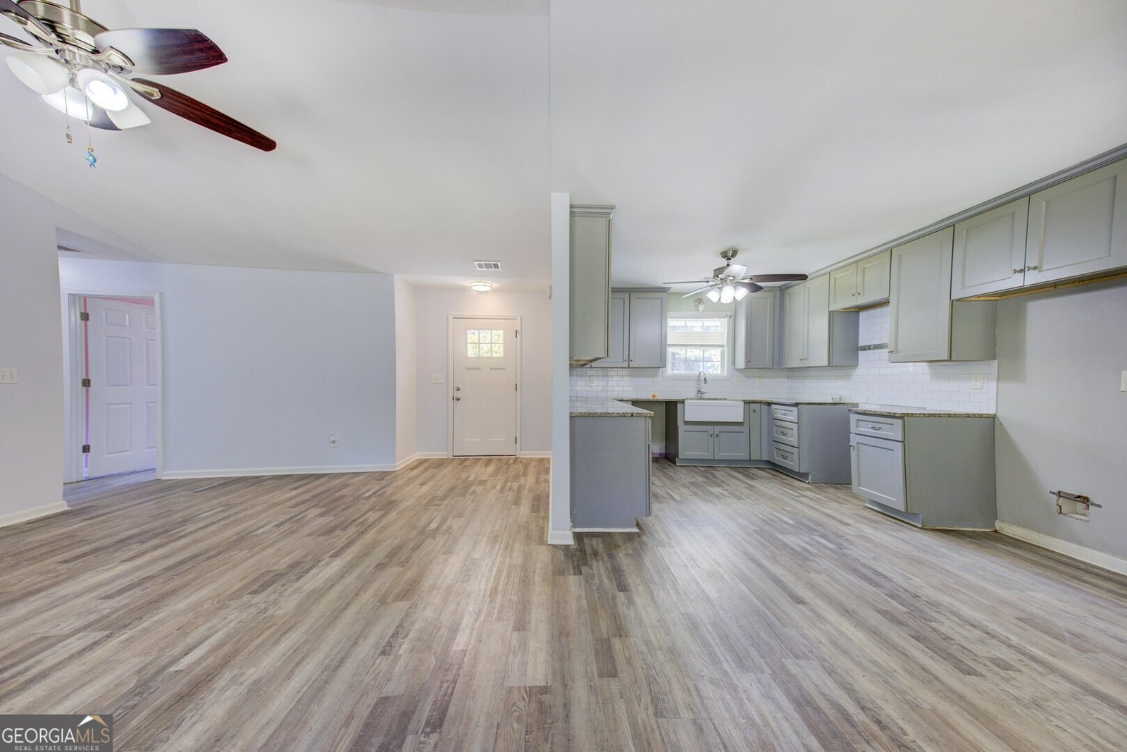 915 Navajo Trail Covington - 17