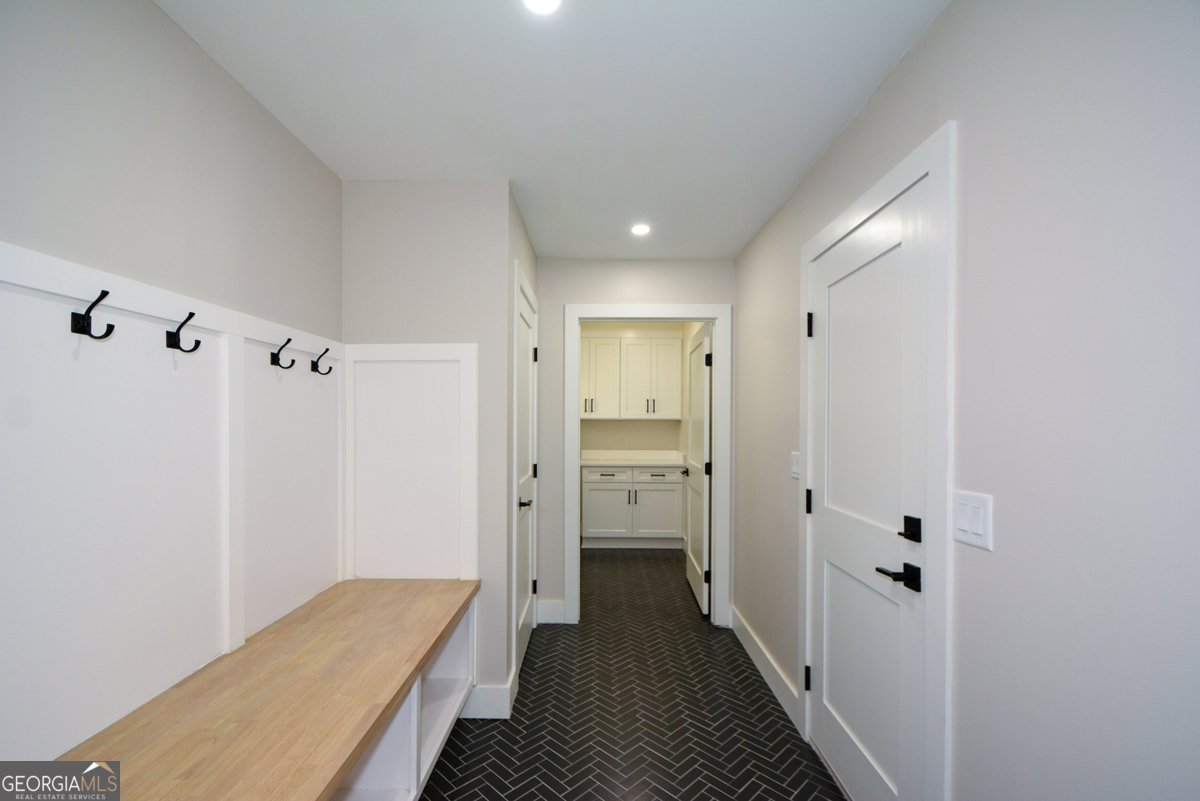 1610 Chateau Drive Atlanta - 12