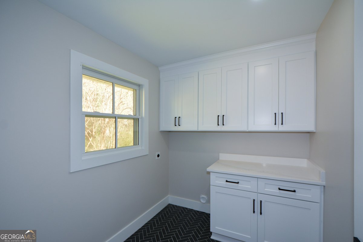 1610 Chateau Drive Atlanta - 13