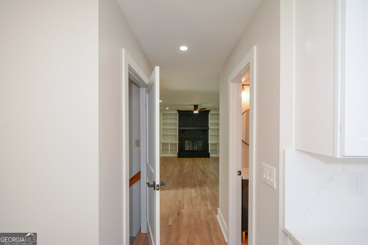 1610 Chateau Drive Atlanta - 14