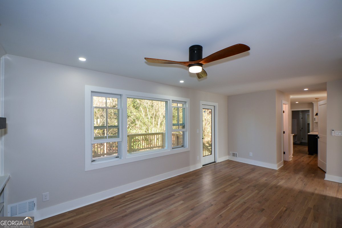 1610 Chateau Drive Atlanta - 16