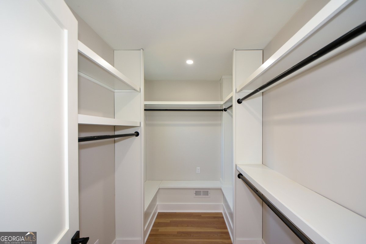 1610 Chateau Drive Atlanta - 19