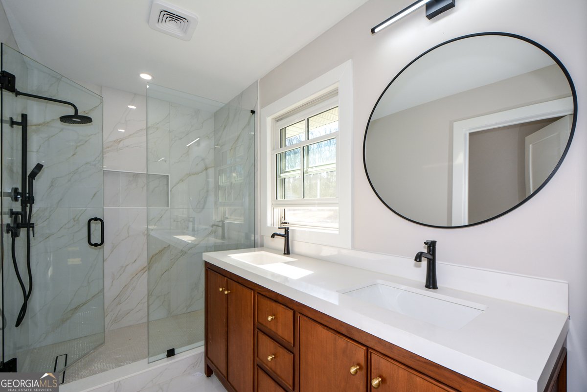 1610 Chateau Drive Atlanta - 21