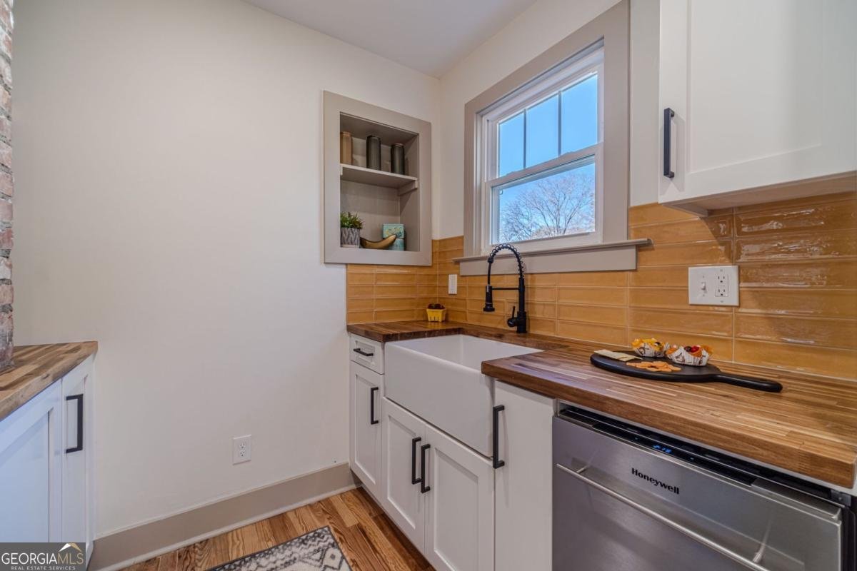 1883 Cambridge Avenue College Park - 22