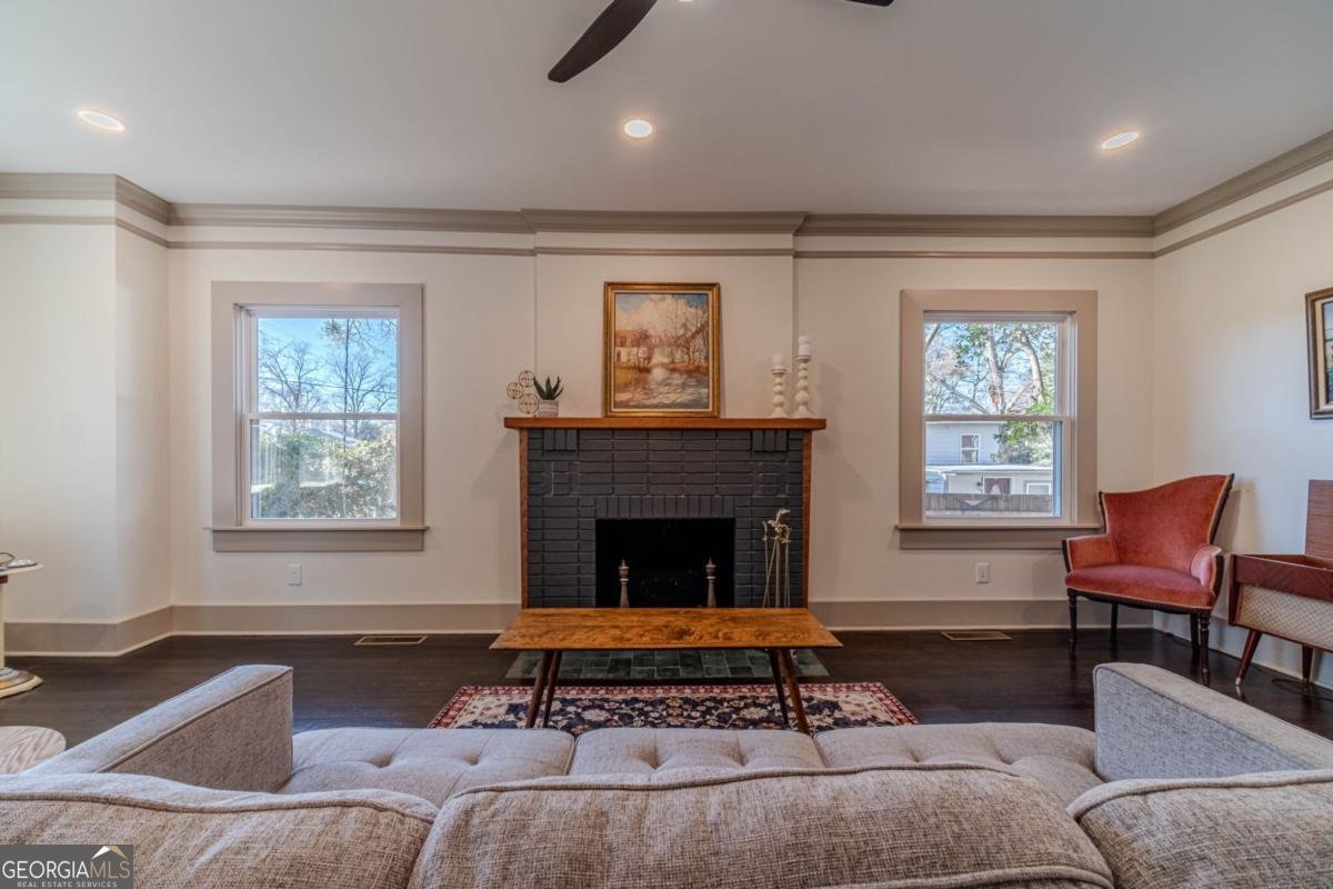 1883 Cambridge Avenue College Park - 33