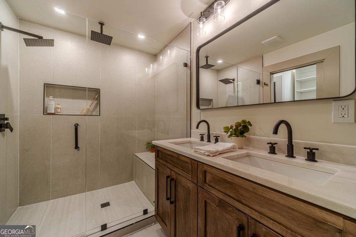 1883 Cambridge Avenue College Park - 38