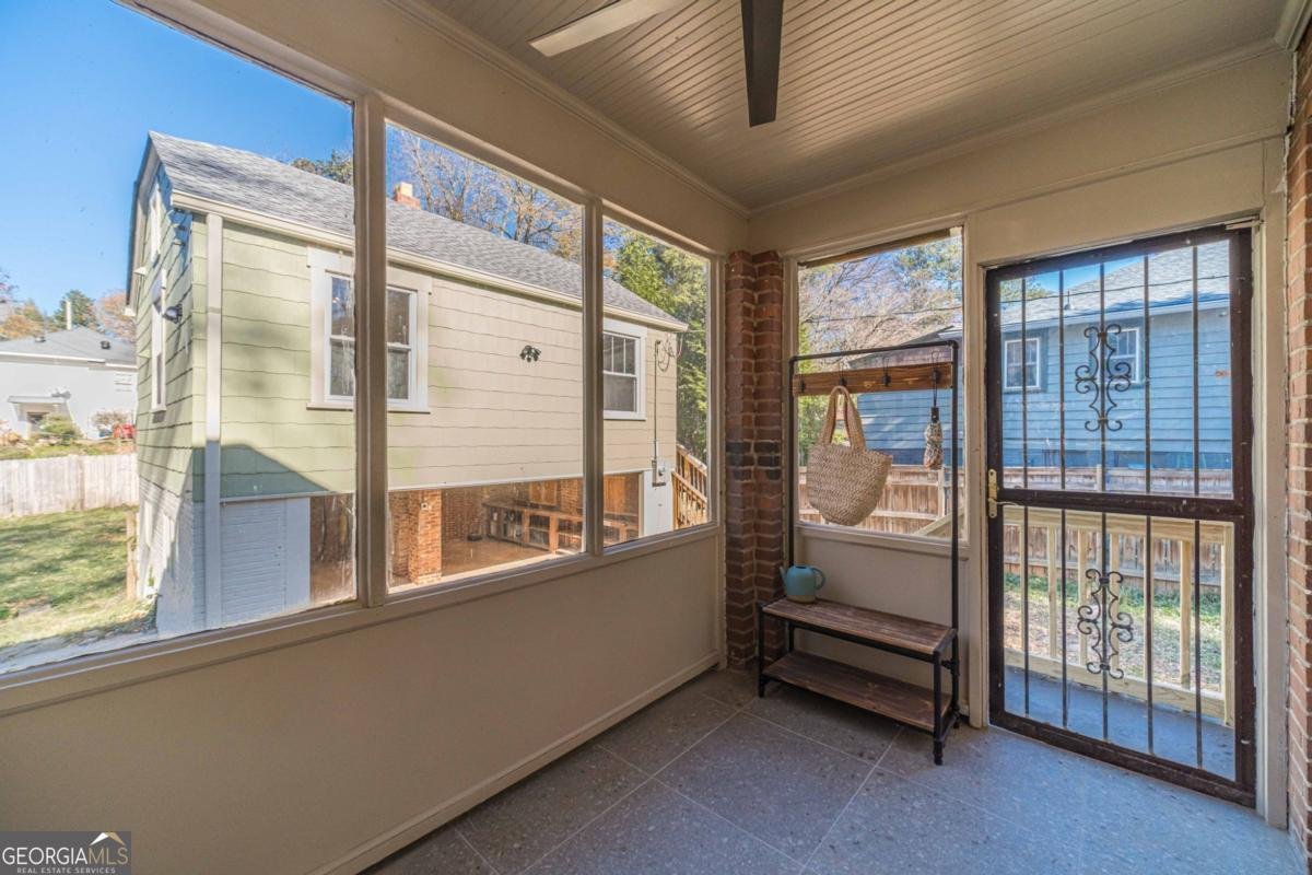 1883 Cambridge Avenue College Park - 54