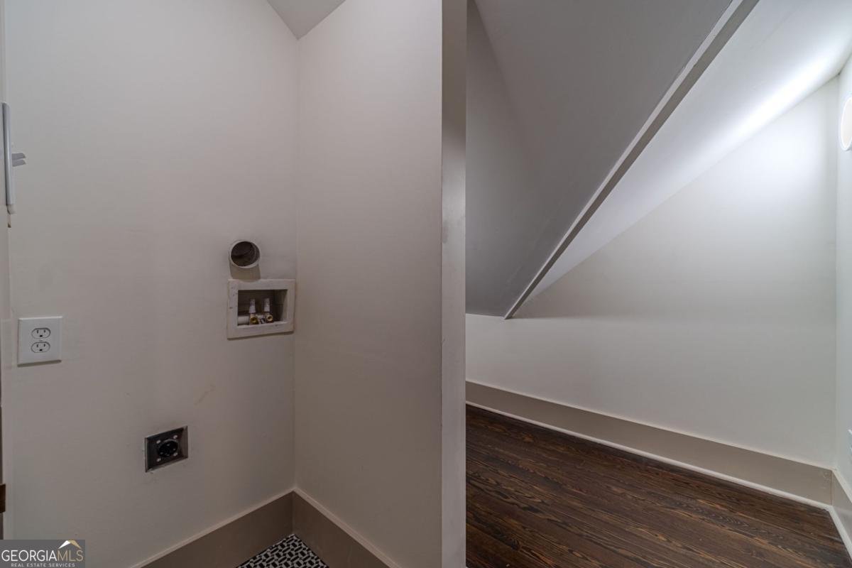 1883 Cambridge Avenue College Park - 59