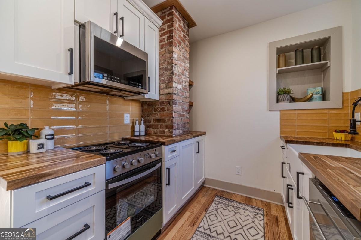 1883 Cambridge Avenue College Park - 72