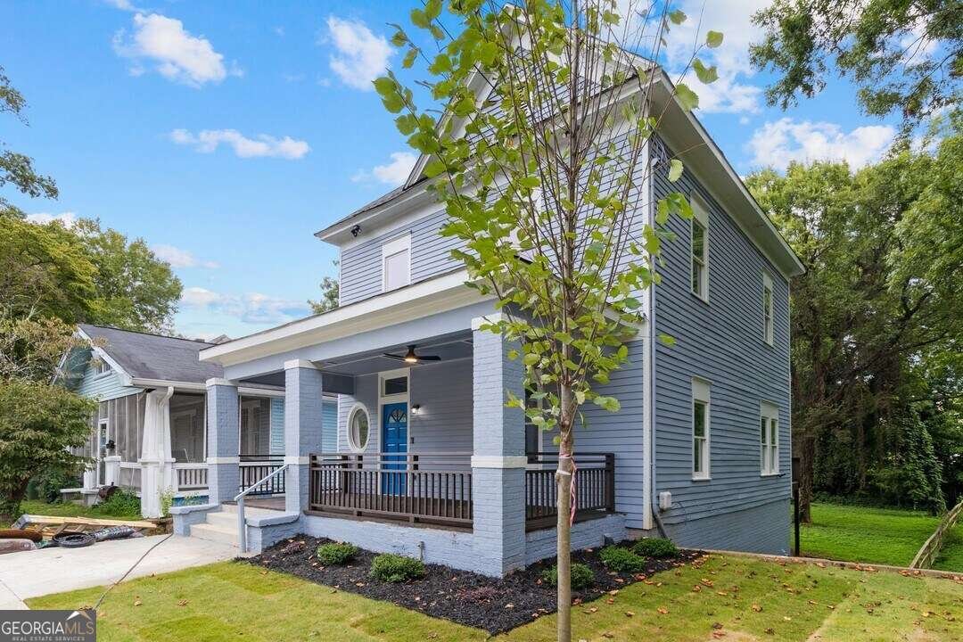 1012 Lawton Street Atlanta - main photo