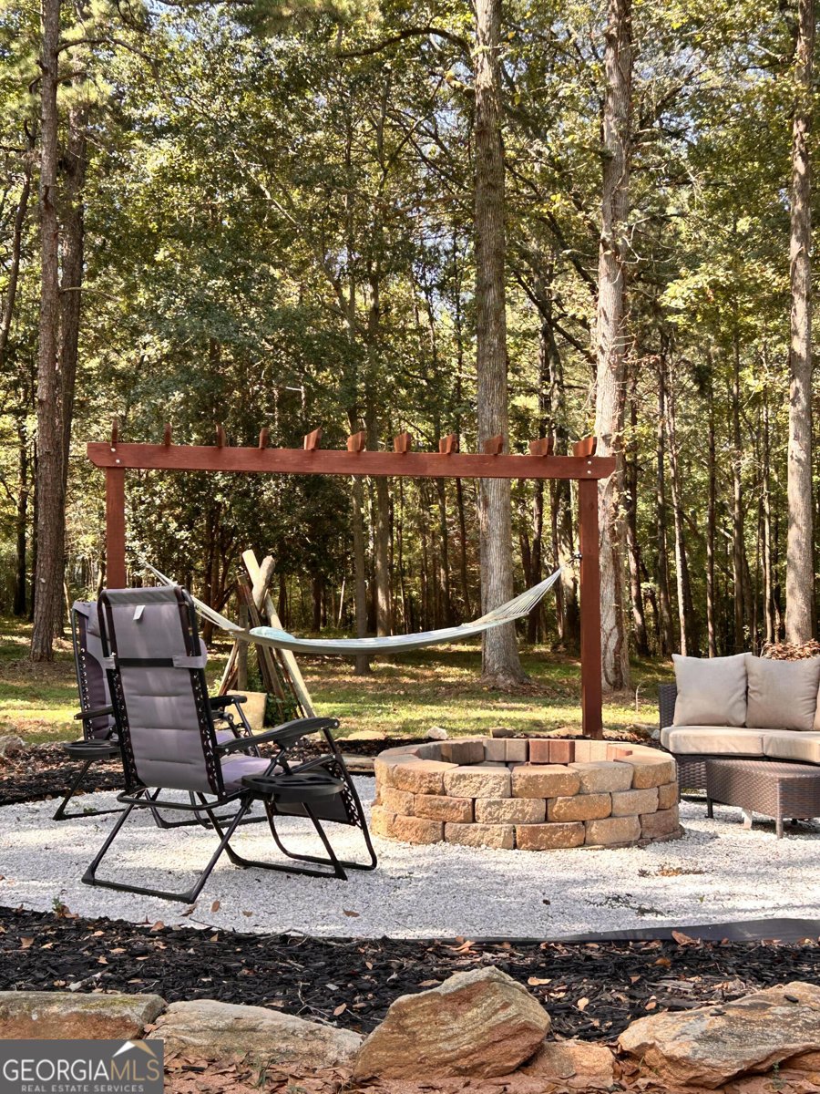 711 Ridgeway Road Maysville - 27