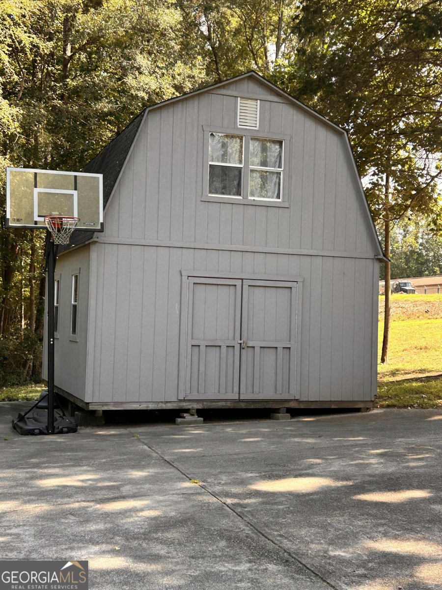 711 Ridgeway Road Maysville - 38