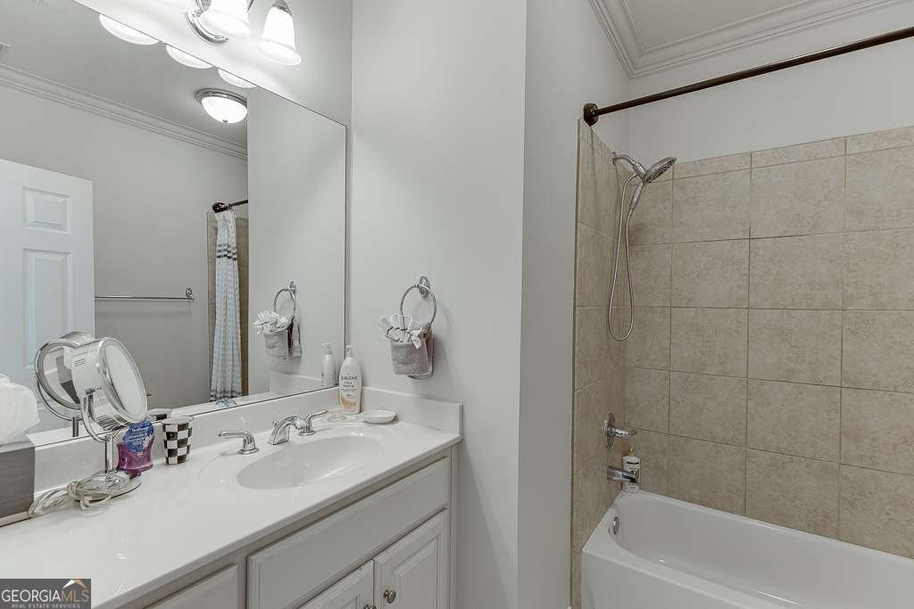 3083 Cambridge Hill Drive Dacula - 44