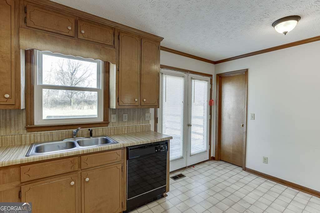 82 McElhannon Road Bethlehem - 11